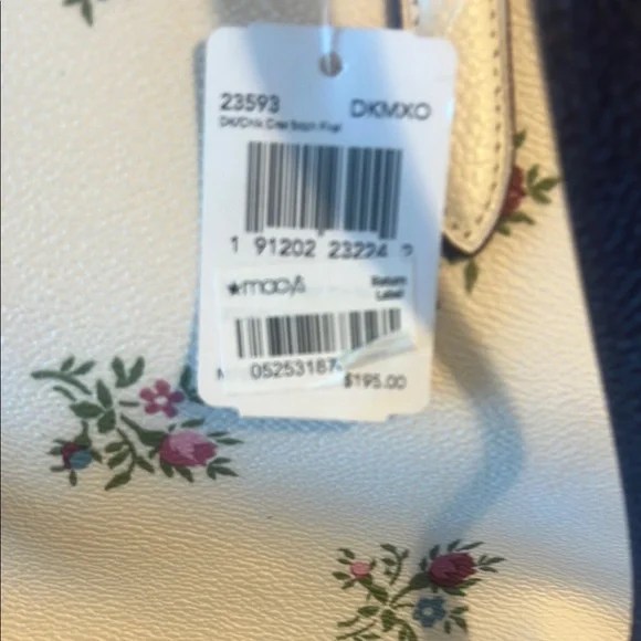 NWT Coach White Tote Bag with Floral Design - Picture 9 of 15